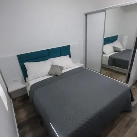 Luxury Jasna 1 شقة *