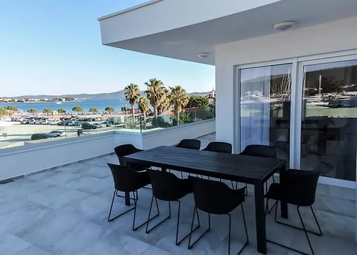 Luxury Jasna 1 アパート