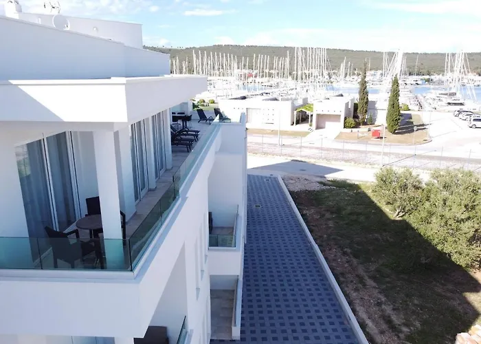 Luxury Jasna 1 شقة *